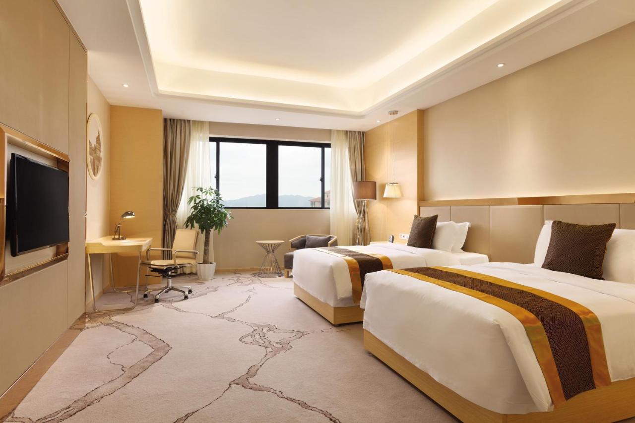 Ramada By Wyndham Enping Hotel ภายนอก รูปภาพ